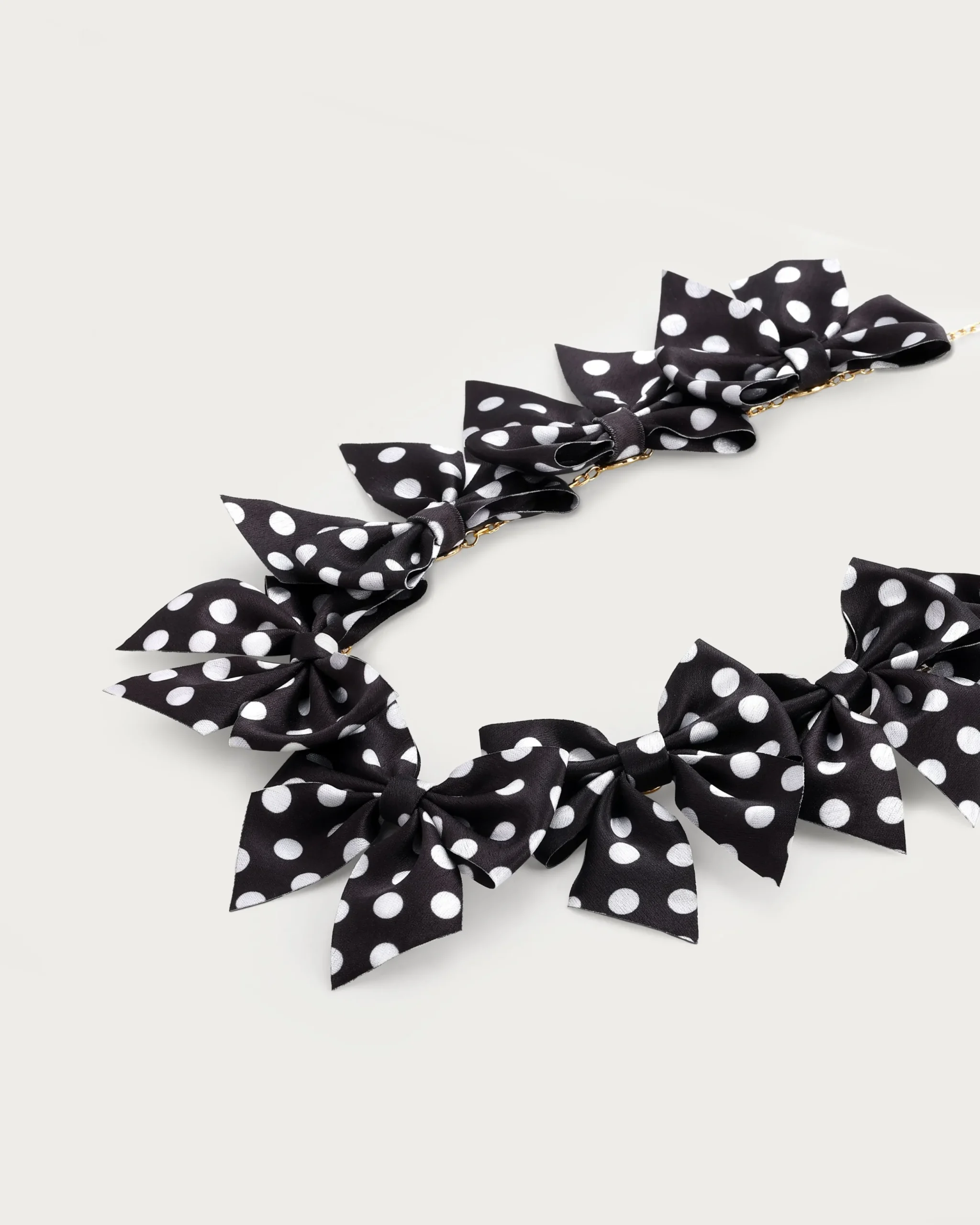 Collier Avec Nœud À Pois