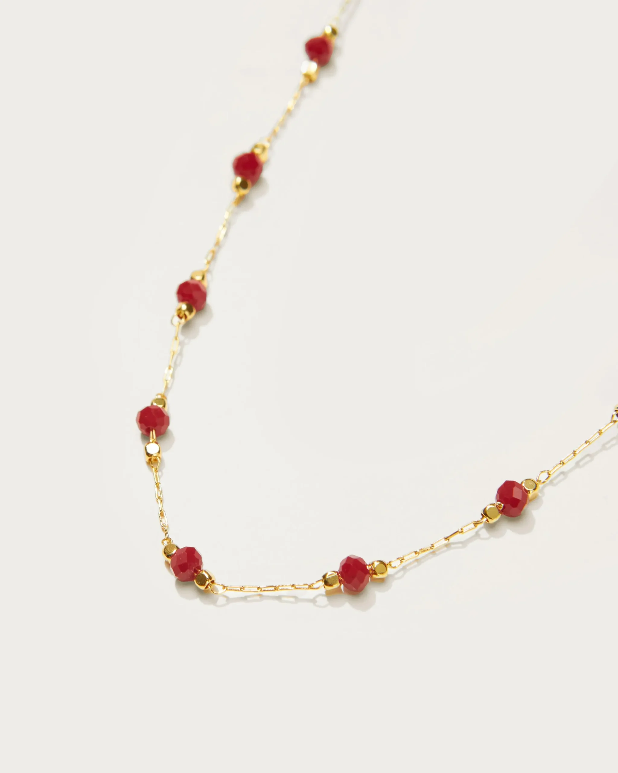 Collier de Perles Rouges