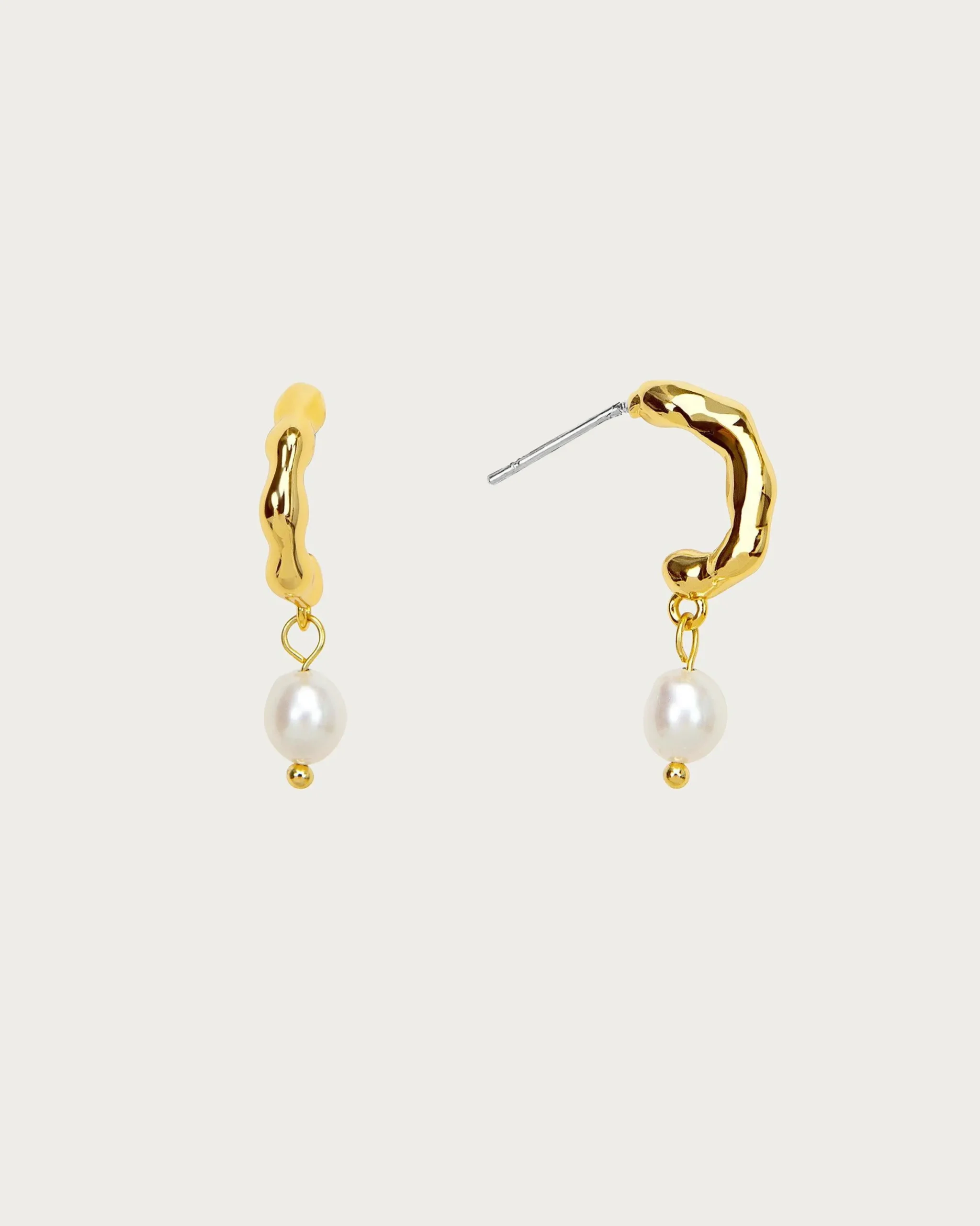 Les Boucles d'Oreilles Essentielles